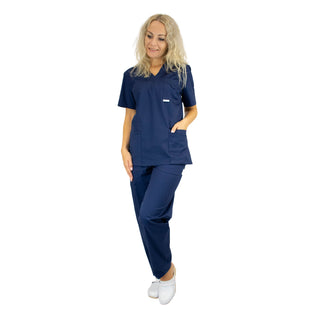 Medizinisches Damen Set. Set besteht aus Schlupfkasack und Schlupfhose.