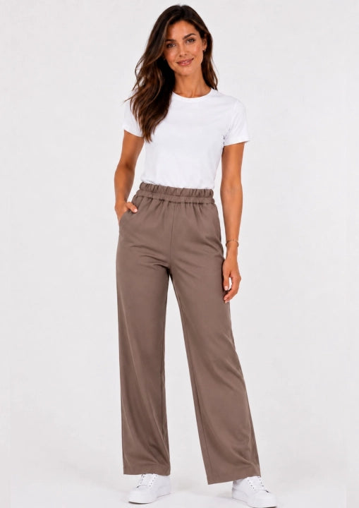 PRO STRETCH Damen Pflegehose Beauty Wide in Kakaobraun – Wide-Leg-Schnitt