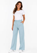 PRO STRETCH Damen Pflegehose Beauty Wide in Pistaziengrün – Wide-Leg-Schnitt
